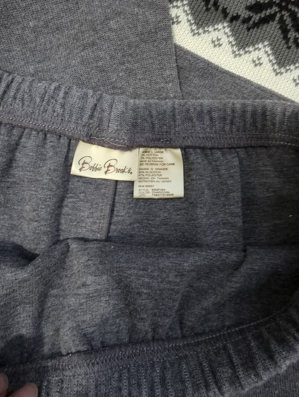 Bobbie Brooks Gray Knit Sweater with Black & Cream Pattern - Picture 2 of 7